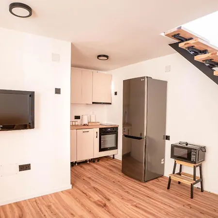 Kod Hanke Apartman *